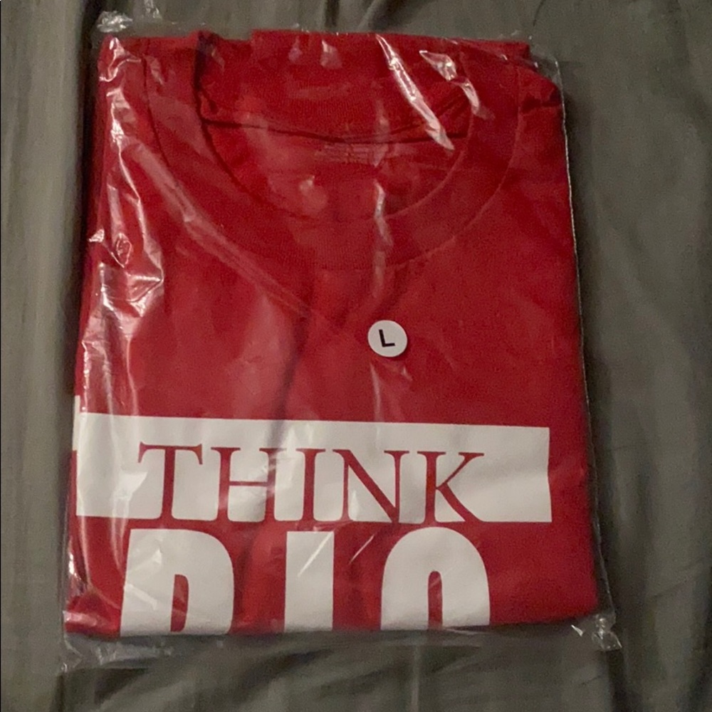 Think B.I.G. Deadline tee